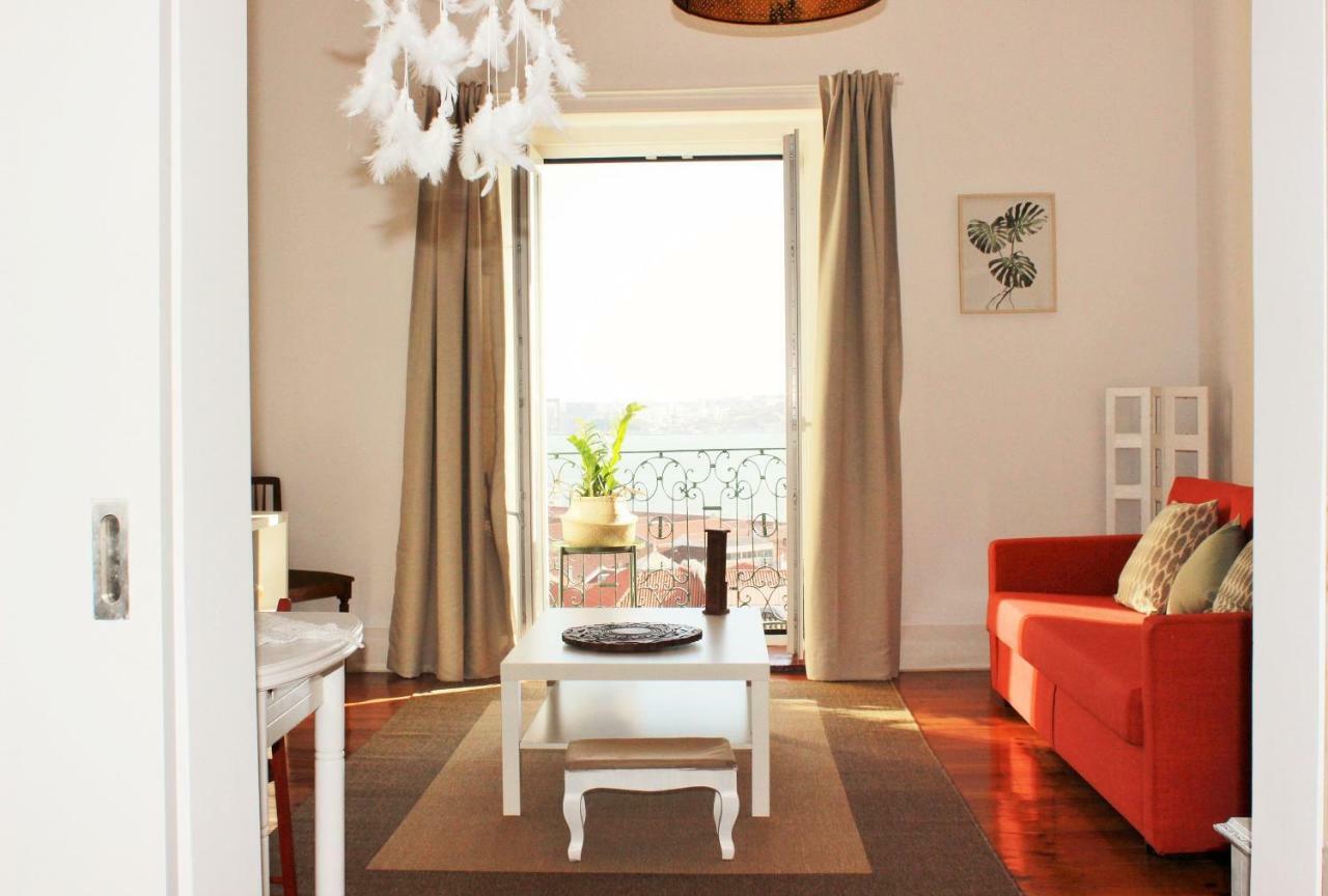 Casa Da Varanda Simpatica Lisbon Exterior photo